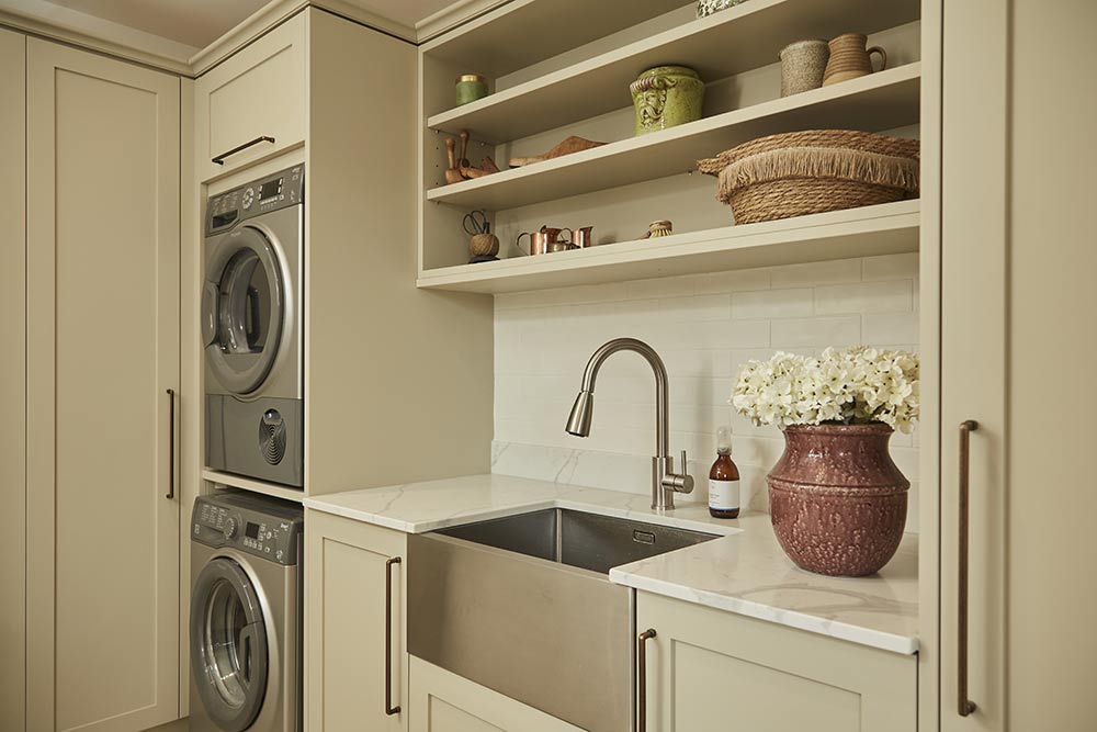 Christa’s Overlay Shaker Kitchen