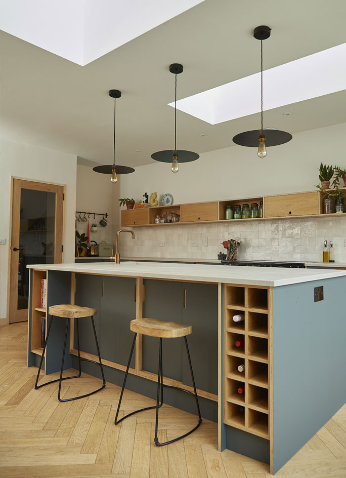 Hannah and James’ Italian HPL and Oak Kitchen