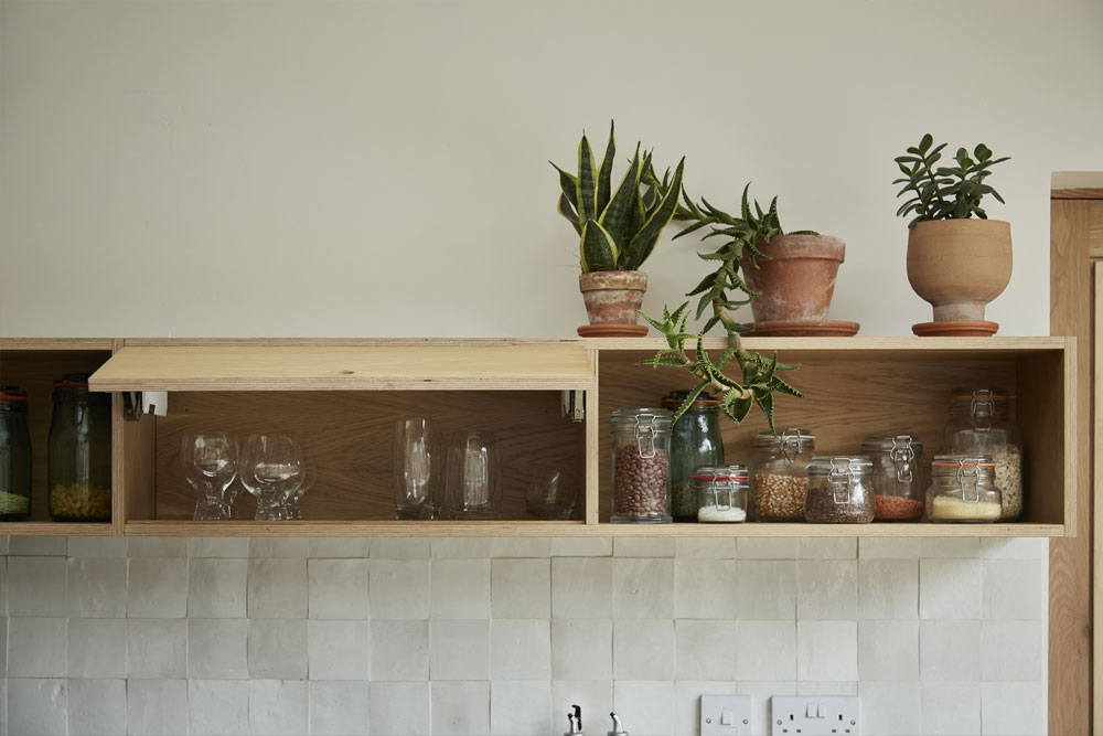 Hannah and James’ Italian HPL and Oak Kitchen