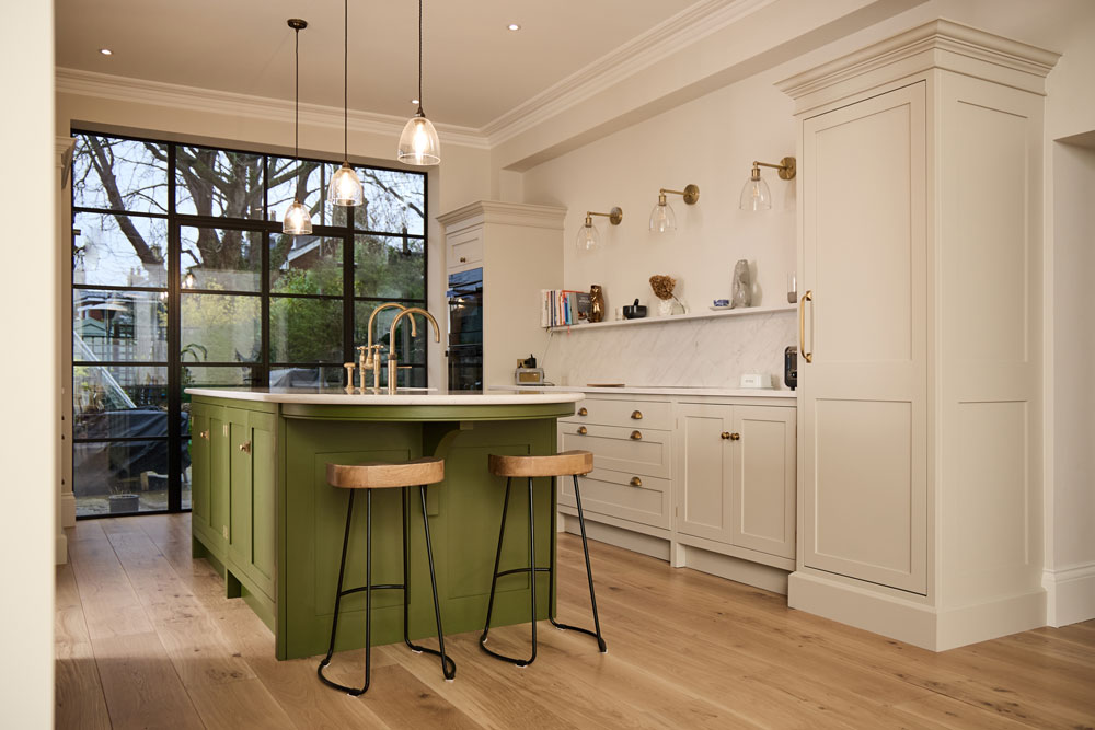 Mary and Steve's Georgian Townhouse Shaker Kitchen