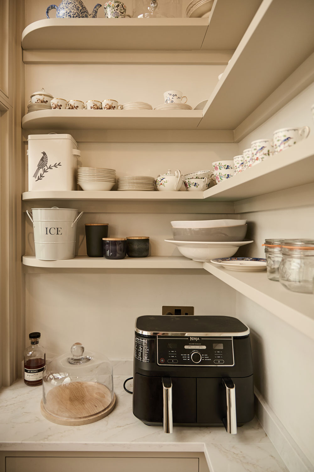 Mary and Steve's Georgian Townhouse Shaker Kitchen