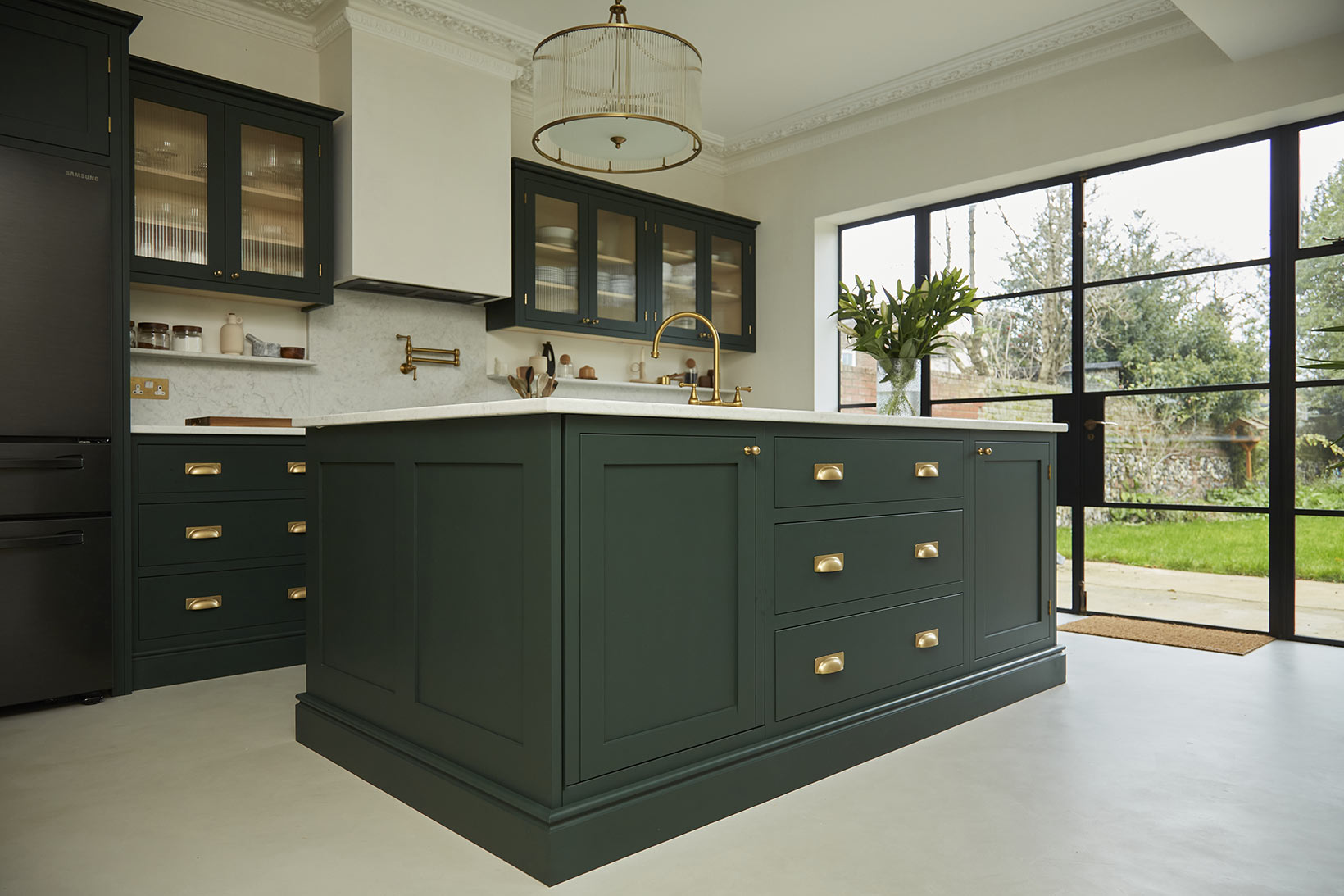 Sam and Charlotte's Inframe Shaker Kitchen