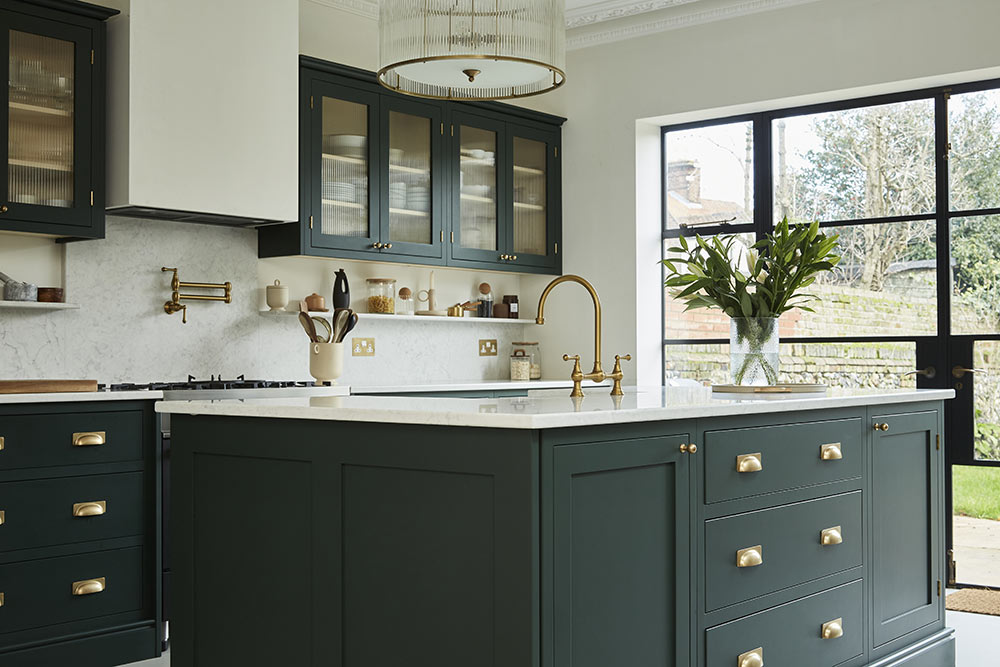 Sam and Charlotte's Inframe Shaker Kitchen