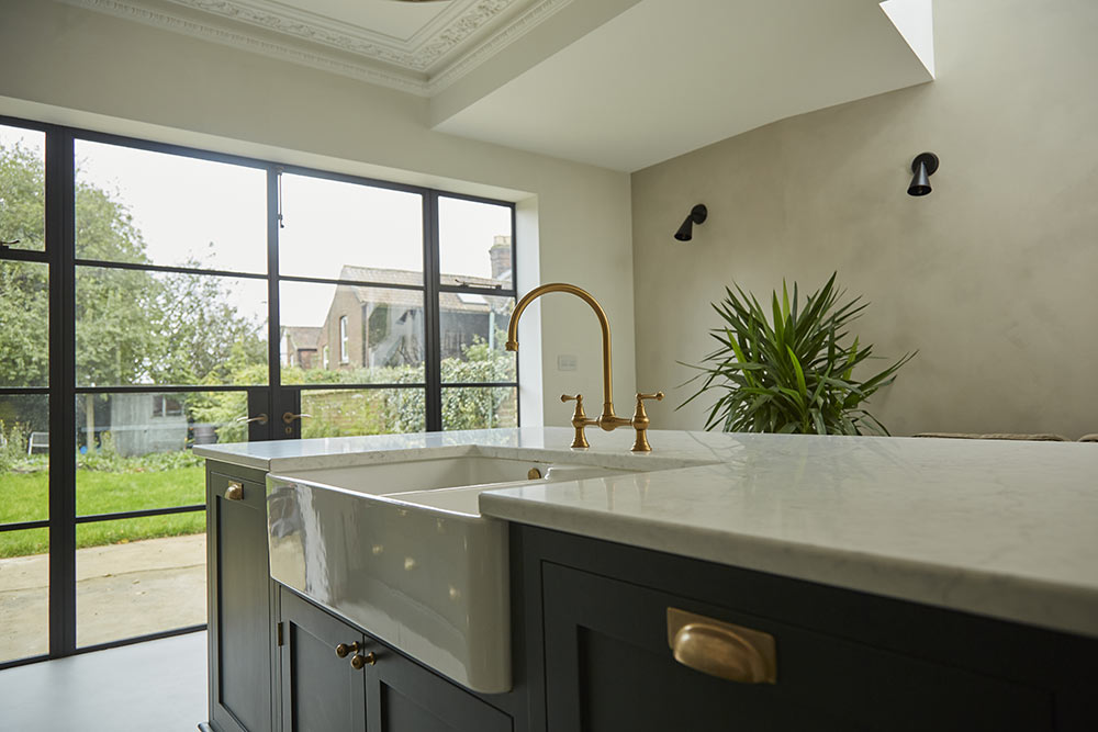 Sam and Charlotte's Inframe Shaker Kitchen