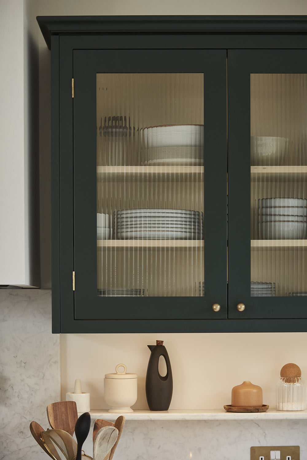 Sam and Charlotte's Inframe Shaker Kitchen